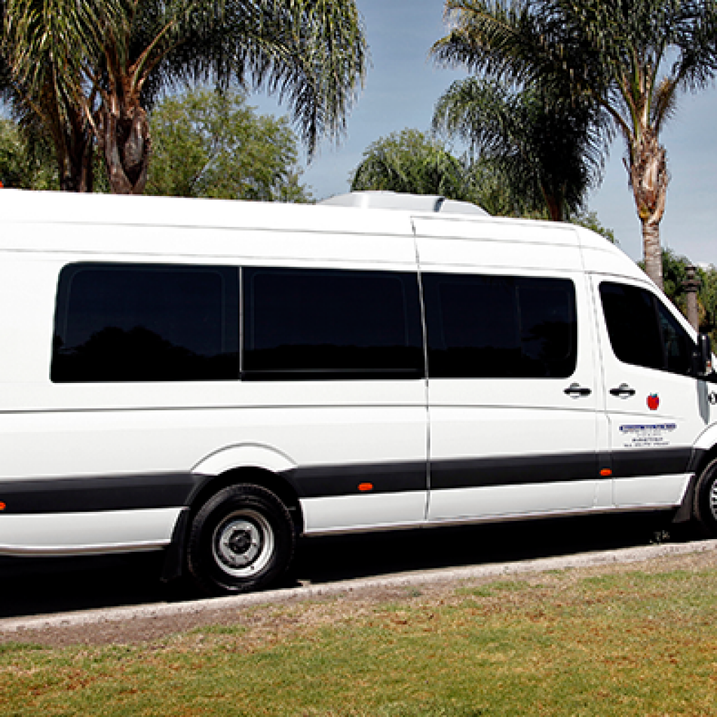 Renta de transporte de personal